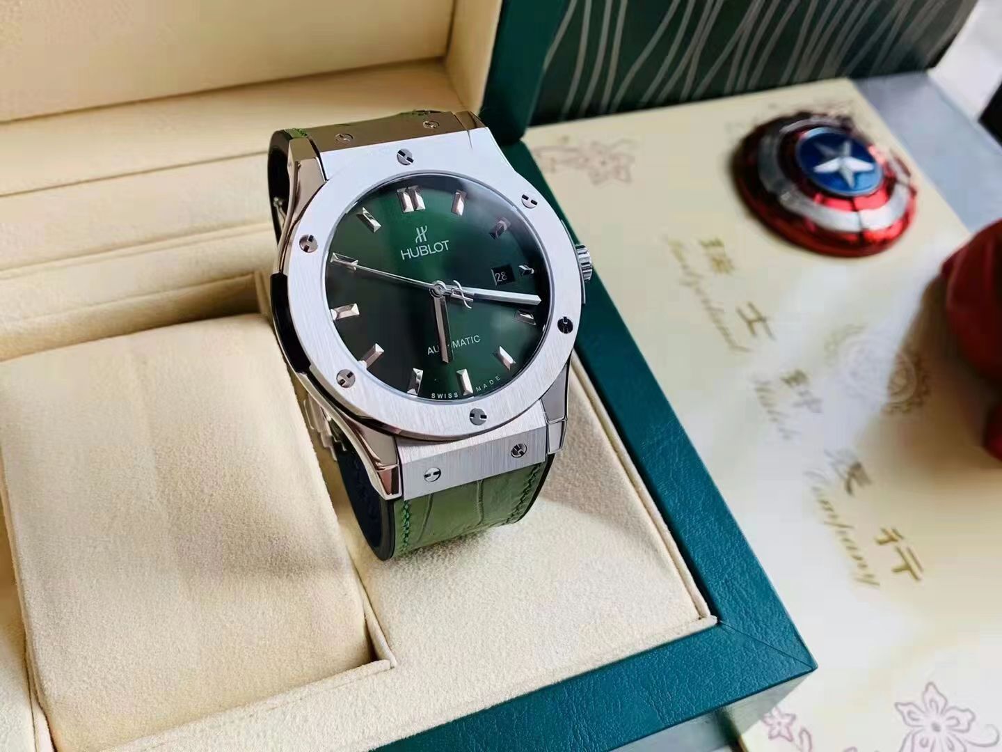 HUBLOTウブロクラシックフュージョン N品コピー腕時計 自動巻き 