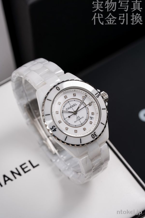 CHANEL シャネル J12 Ｎ品コピー腕時計 ホワイト セラミック 自動巻きムーブメント ダイヤ入れ